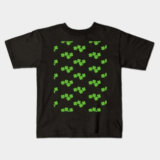 Four Leaf Clover Pattern in Black Kids T-Shirt